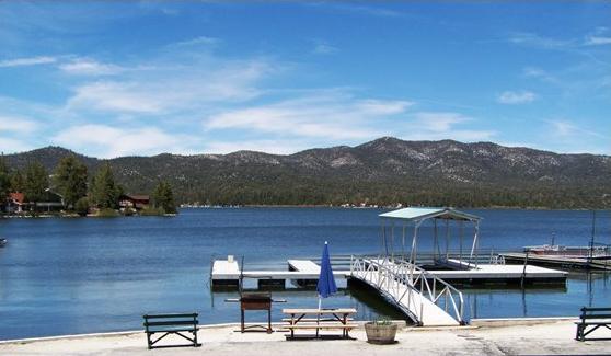 Big Bear Lakefront Lodge Esterno foto
